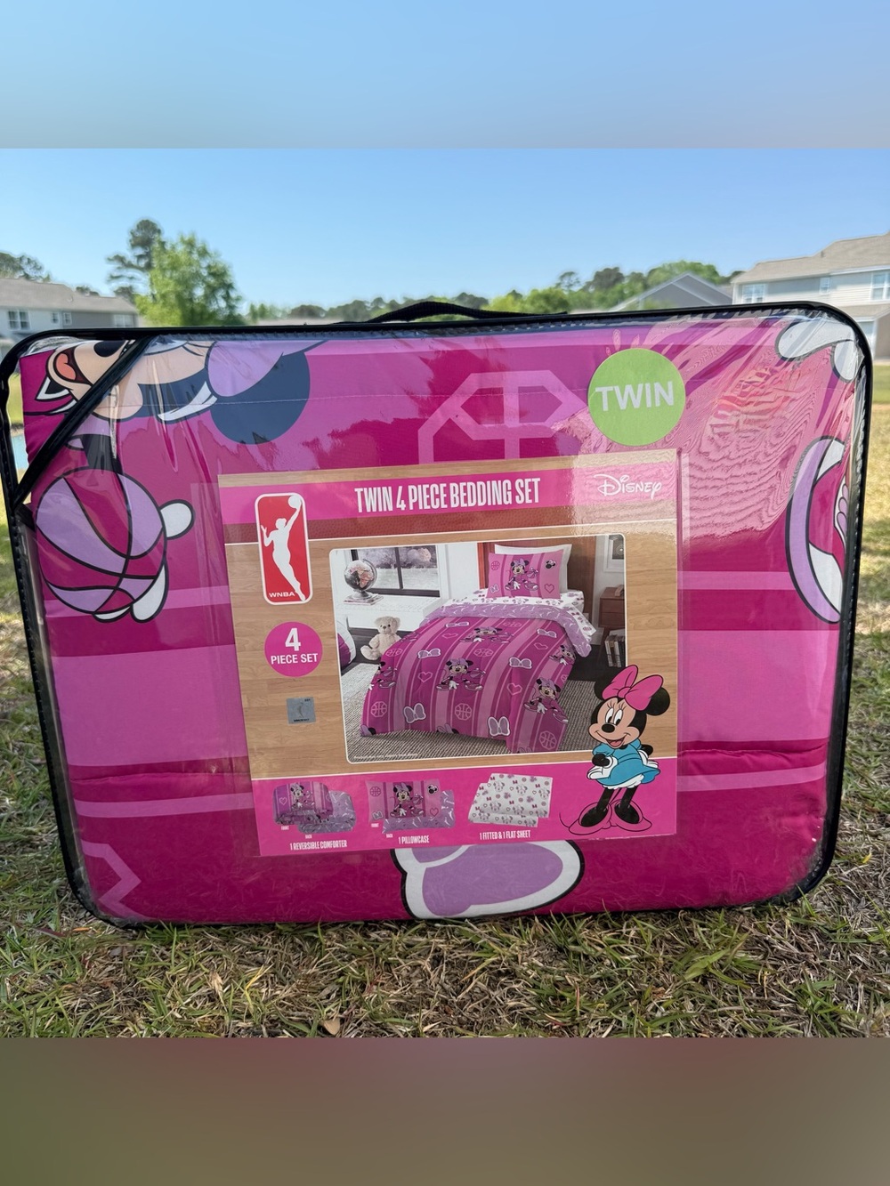 Disney Minnie Mouse Twin 4-Piece Bedding Set - Pink NWT